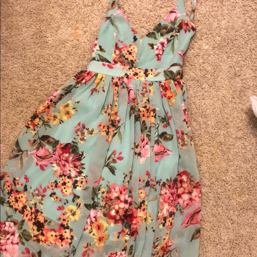 Dress worn once for pictures